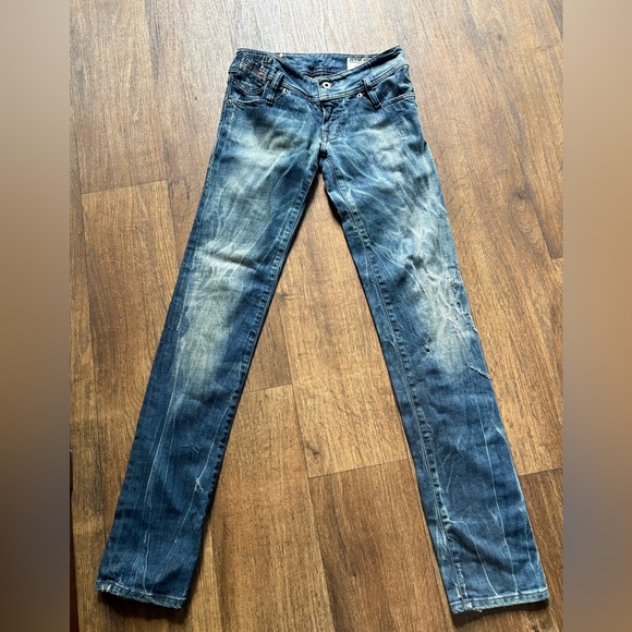 Diesel Women's Distressed Light-Mid Blue Skinny Jeans